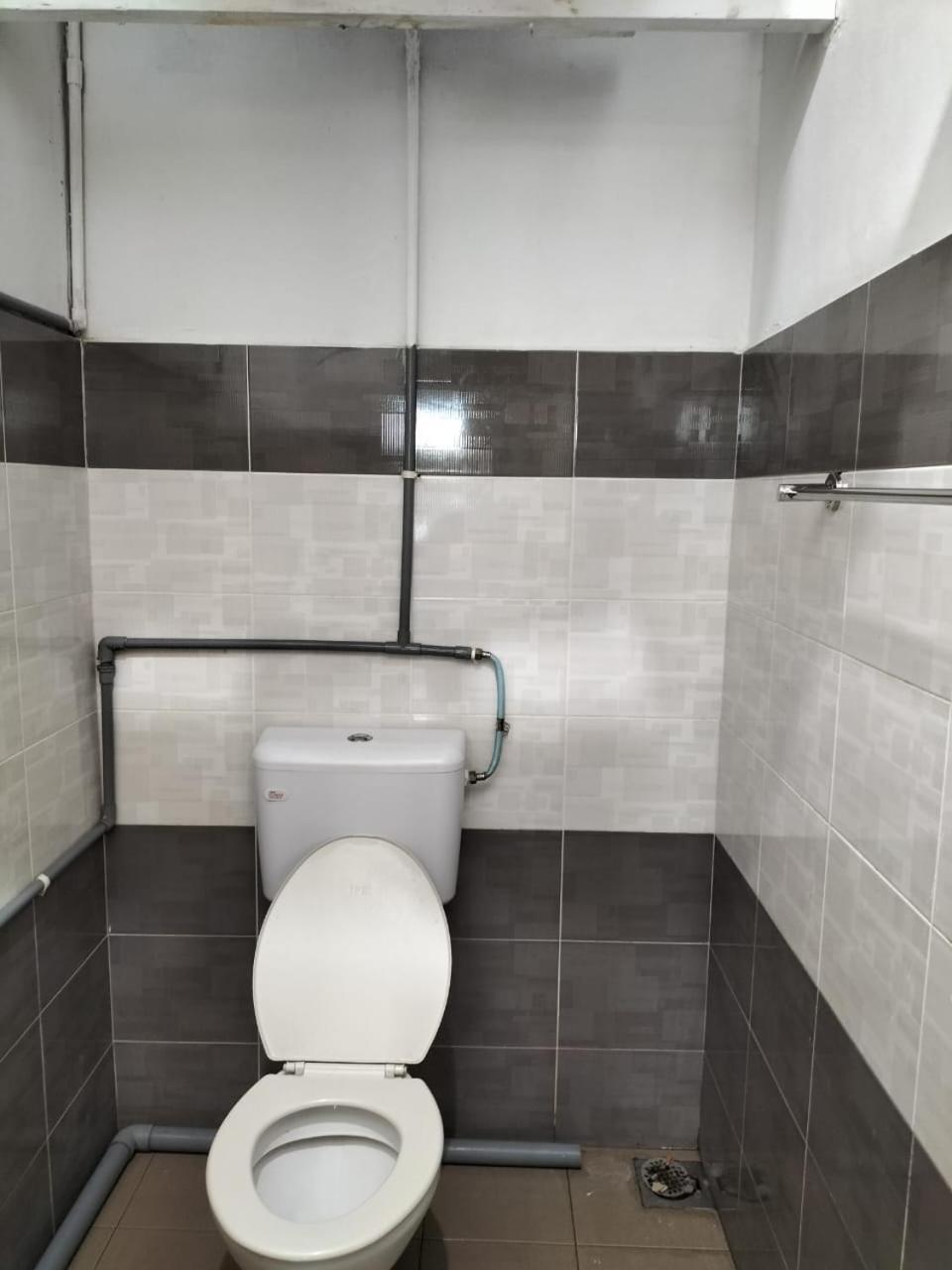 Ulfah Hotel Mersing Ngoại thất bức ảnh