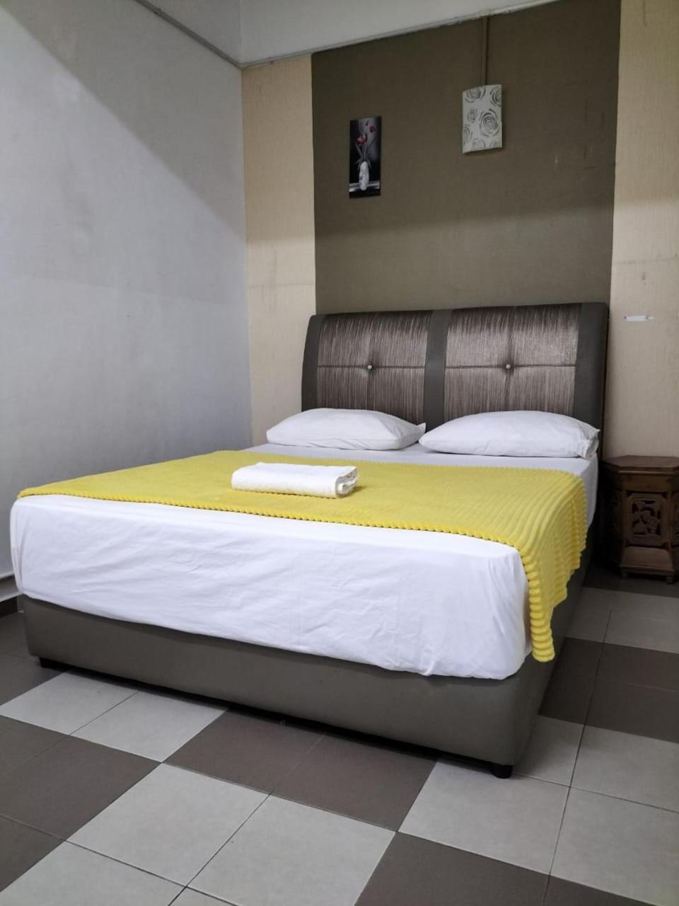 Ulfah Hotel Mersing Ngoại thất bức ảnh